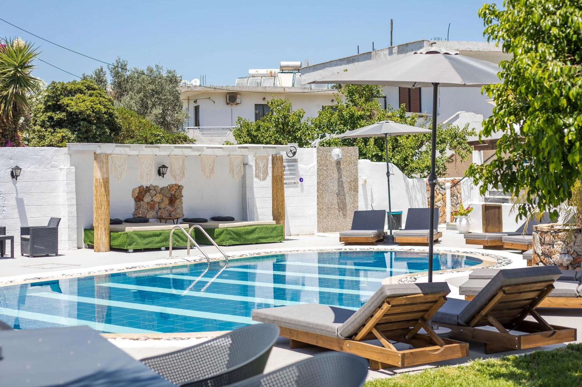 Toula'S Apartments Faliraki Bagian luar foto