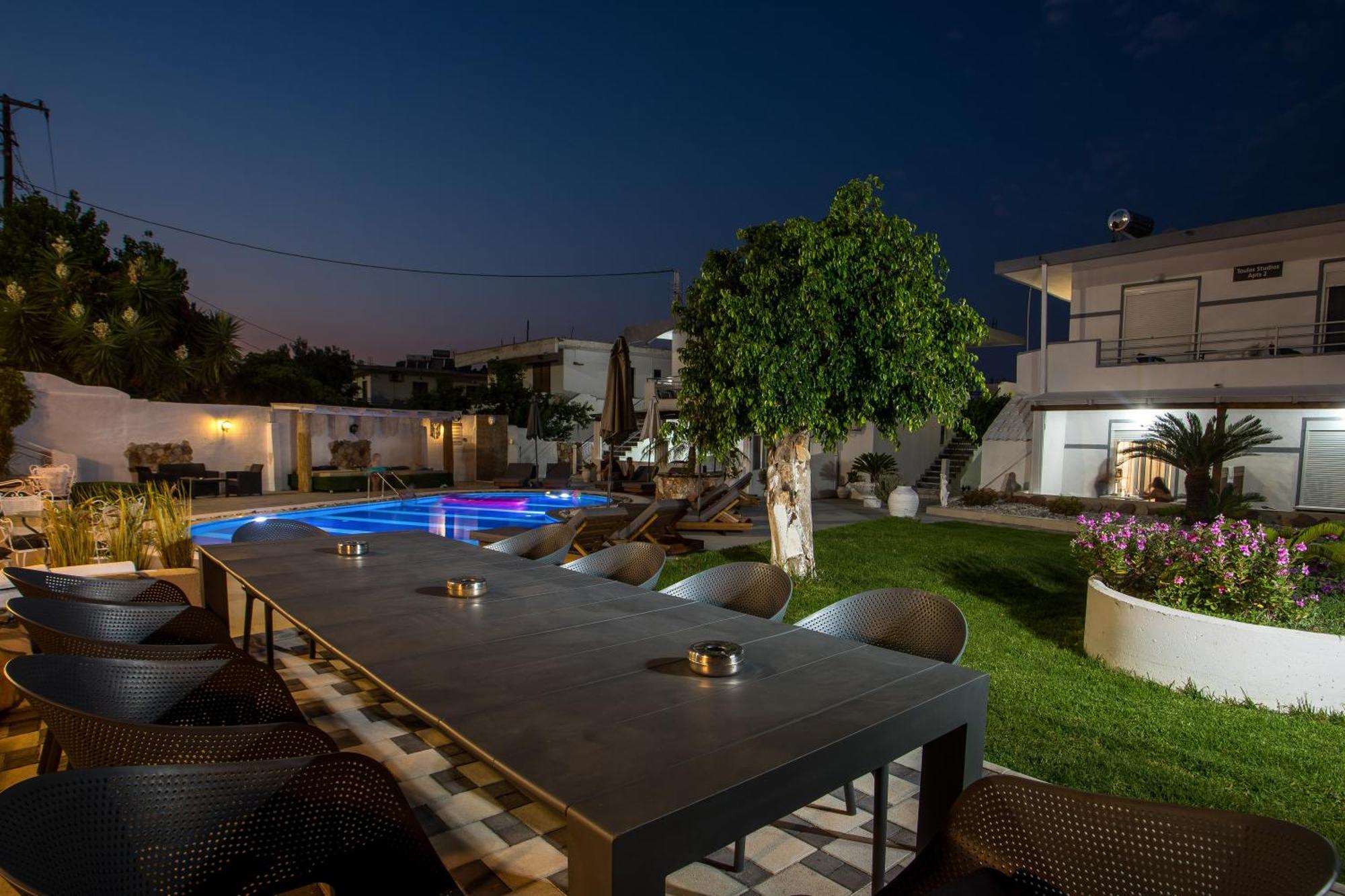 Toula'S Apartments Faliraki Bagian luar foto