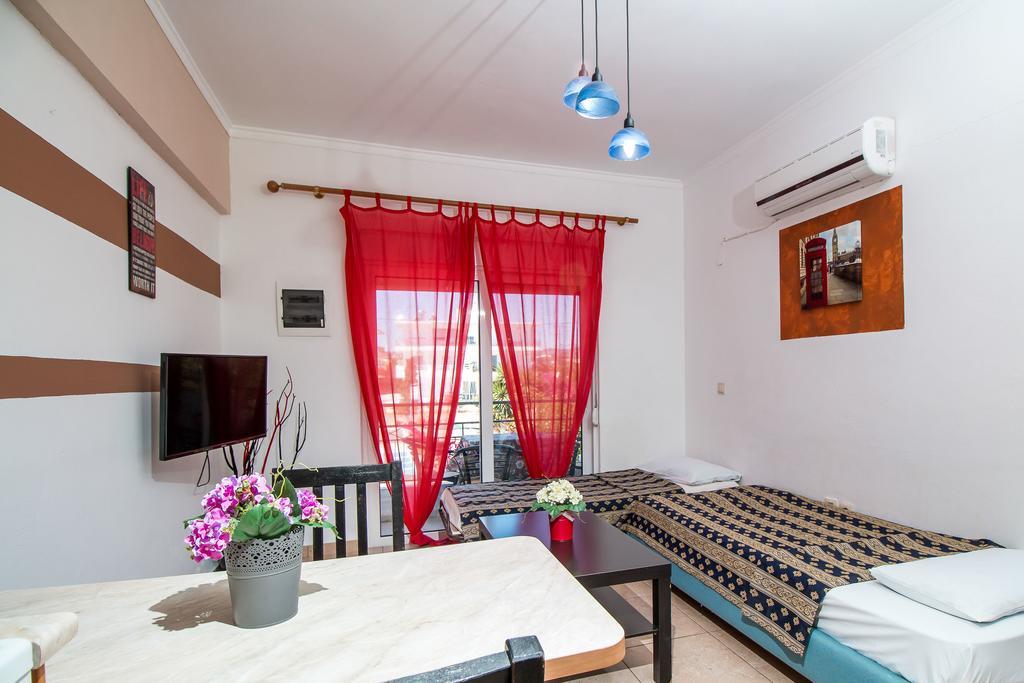 Toula'S Apartments Faliraki Bagian luar foto