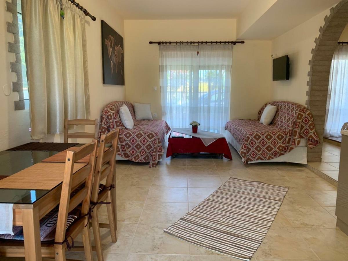 Toula'S Apartments Faliraki Bagian luar foto